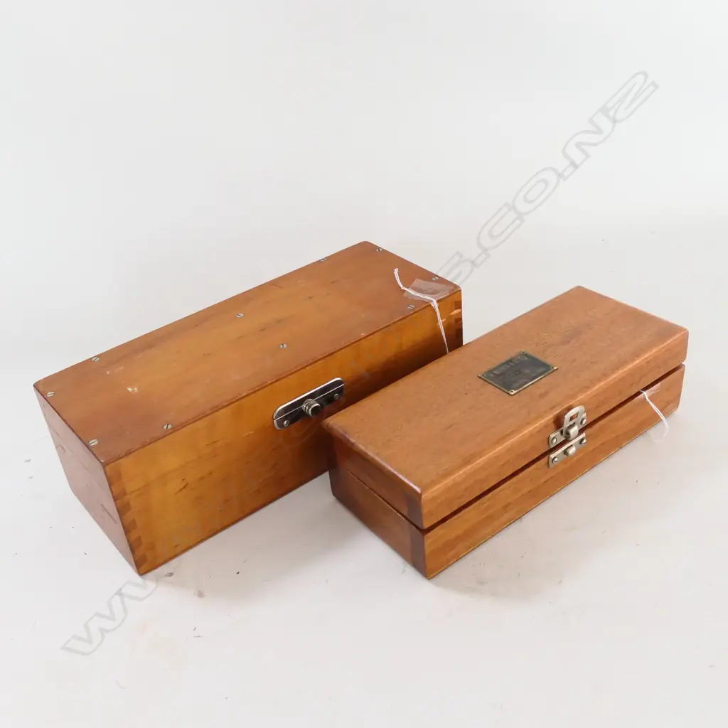 MAHOGANY CASED BREWERS & DISTILLERS HYDROMETER by W. REEVES & CO. AND BOXED CARL ZEISS CHROME SPECTROSCOPE (2) Image 1++